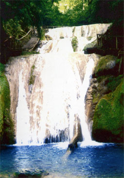 33 водопада — фото: Лоо, маленький Сочи